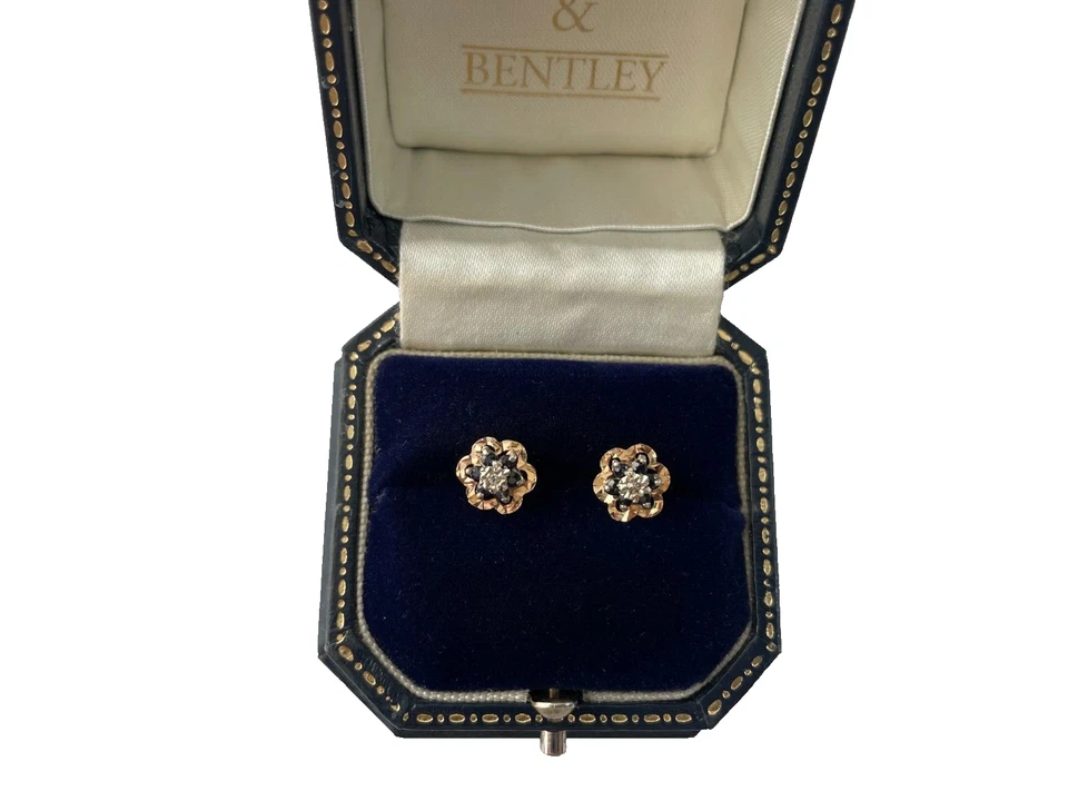 1992 Sapphire & Diamond Earrings 9ct Gold Stud Flower Cluster Vintage Earrings - Image 2 of 4