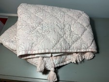 Pottery Barn Kids Collette Toddler Quilt Mono: Kinsley