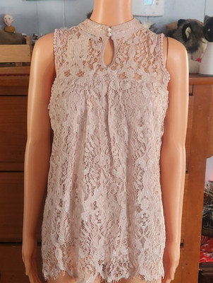 Eve and Maddie lace sleeveless top size medium
