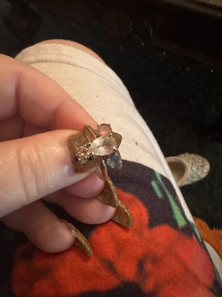 Anillo de oro amarillo de 14 quilates con 3 piedras preciosas de topacio ovalado talla 6,5 3,7 g sin precio base Foto 4 de 4