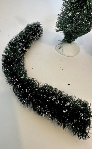 Dept 56 Dickens Village #58732 CHRISTMAS AT ASHBURY MANOR With Motion ~ Working! - Bild 16 von 23