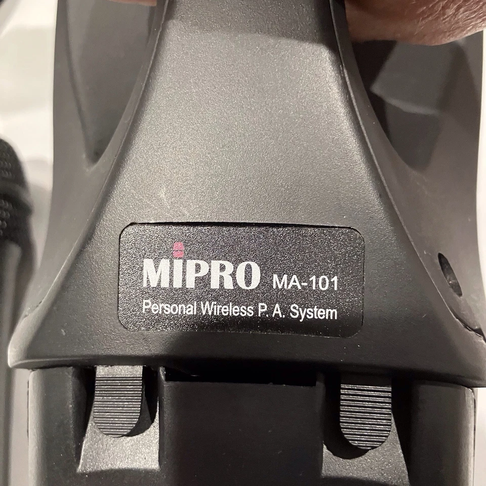 Altavoz Mipro MA-101 PA con micrófono inalámbrico con cables/correa/estuche probado Foto 3 de 4
