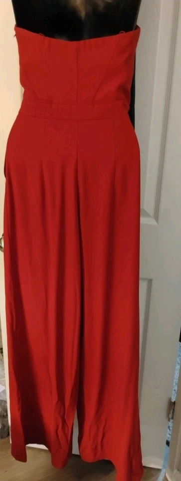 Mono de pierna ancha de arándano con escote corazón Foto 4 de 4