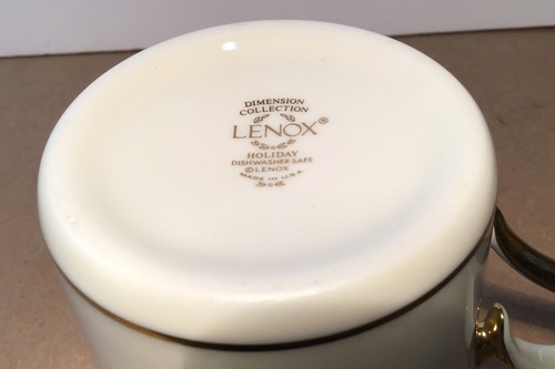 Lenox #1 “Holiday" Dimension Collection Mug Holly and Berries Gold Trim 1 ea NEW - Picture 7 of 10