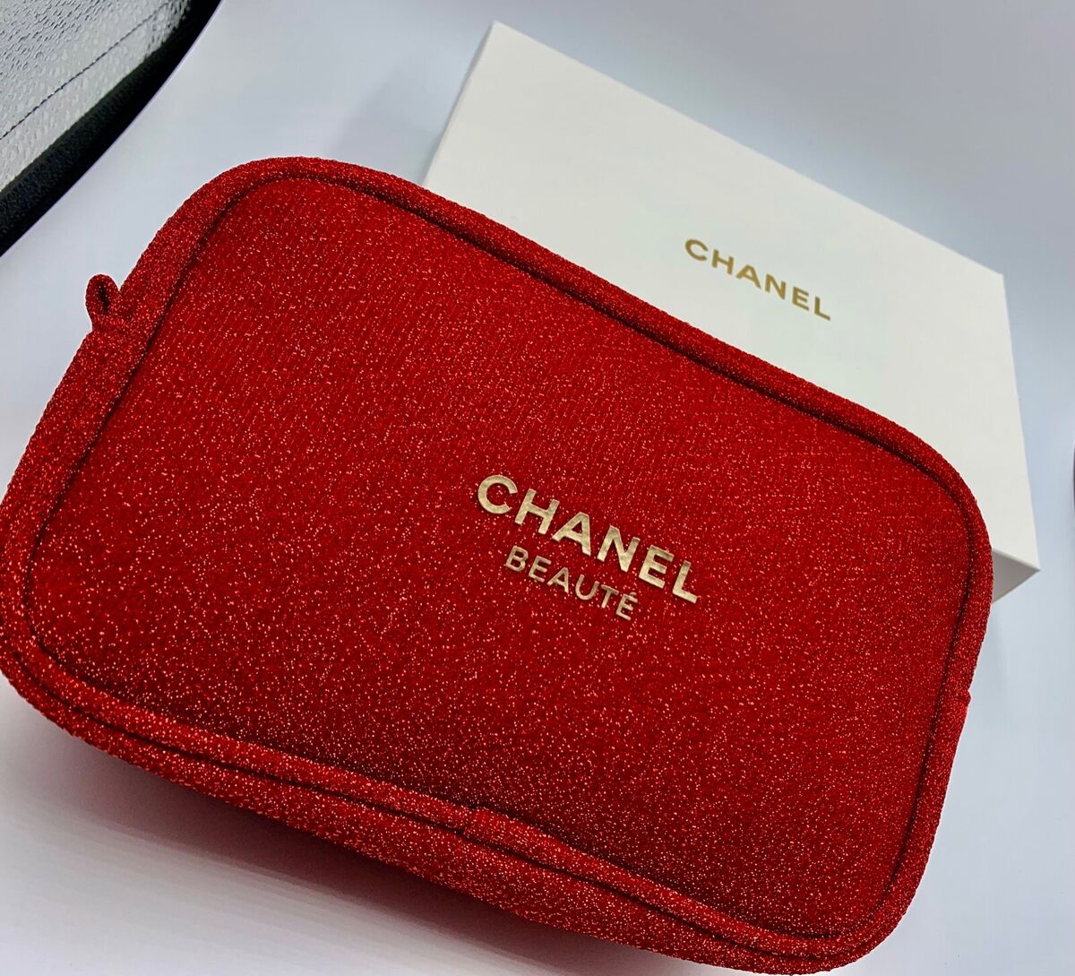 CHANEL Beaute Cosmetic Makeup Bag Pouch Clutch Sparkling RED GOLD w/ gift  box