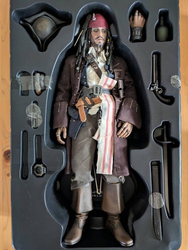 Hot Toys Pirates Of The Caribbean Jack Sparrow At Worlds End MMS42 Disney Used - Picture 2 of 7