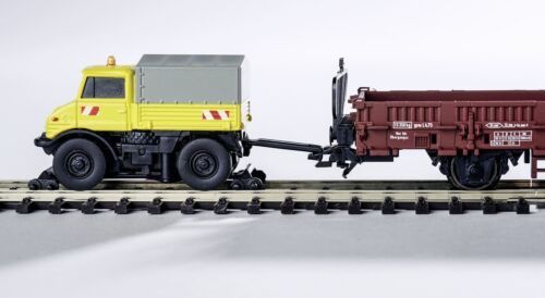 Carson RC MB Unimog Zweigefahrzeug 2,4Ghz 100% 1/87 H0 RTR mit Schienen Adapter - Bild 7 von 9