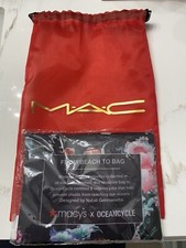 MAC COSMETICS HOLIDAY RED BAG WITH FREE MACYS SHOPPING BAG Limited Edition
