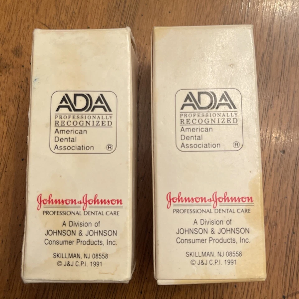 Refil de fio dental encerado vintage anos 90 Johnson & Johnson canela 200 jardas novo na caixa (2) - Imagem 2 de 4