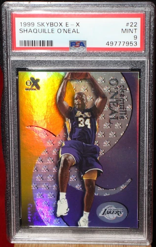 1999 Fleer Skybox EX Shaquille O’Neil #22 Los Angeles Lakers HOF PSA 9 MINT
