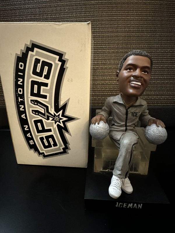 George Gervin Iceman Bobblehead Stadium Giveaway San Antonio Spurs RARE NIB NBA