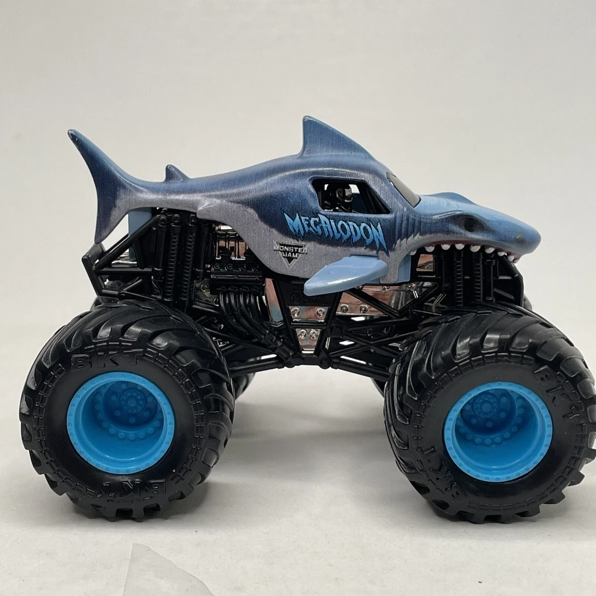 Hot wheels monster jam megalodon sales