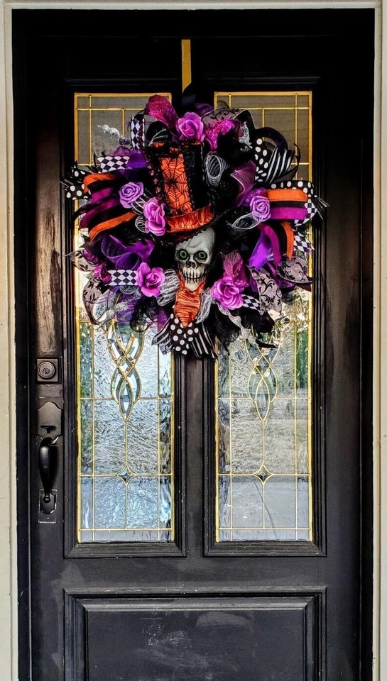 Halloween Wreath Decoration Large Deco Mesh Skull Top Hat Front Door Decoration - Image 4 of 4
