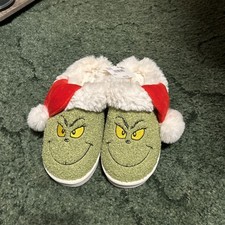 AMERICAN EAGLE Grinch Scuff Slipper Women  s Size 11