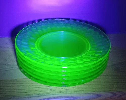 Vintage Jeanette Green Uranium Glass Hex Optic 8" Luncheon Plates - Set of 6