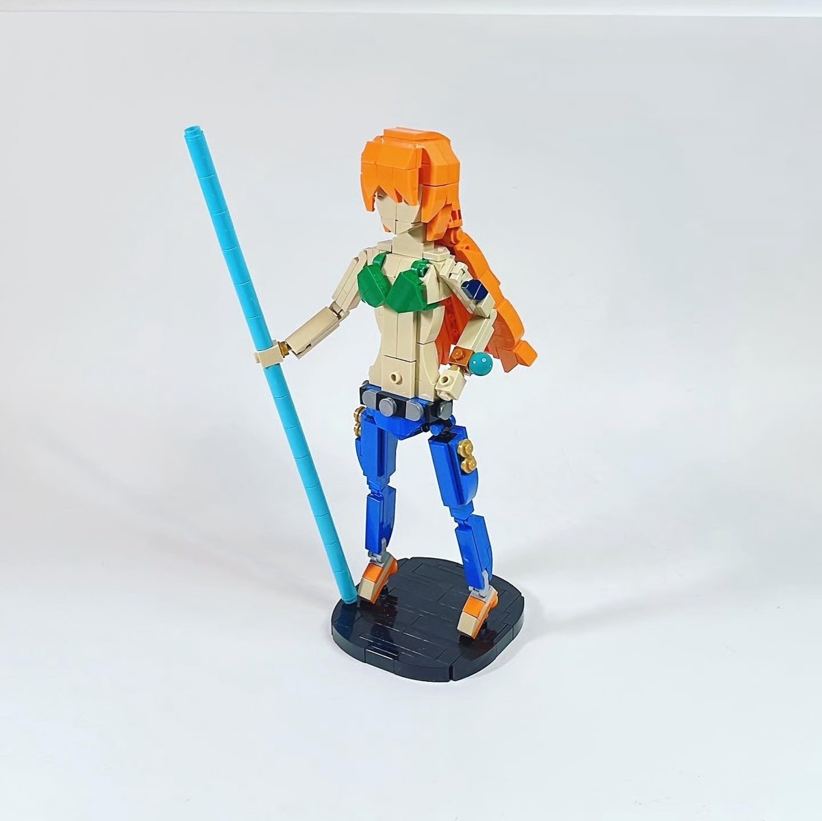 NAMIE　新品5点 LEGO One Piece Nami MOC - 358pcs (Not LEGO brand! Read description