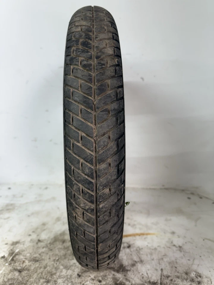 Llanta delantera Suzuki GT185 1973-1978 Foto 4 de 4