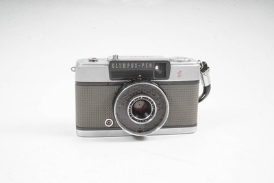 Olympus Pen EE-S Halbformatkamera - 30mm f/2.8 - GETESTET funktionstüchtig rote Flagge