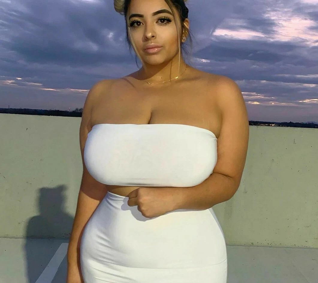 Boobs in tube tops sale