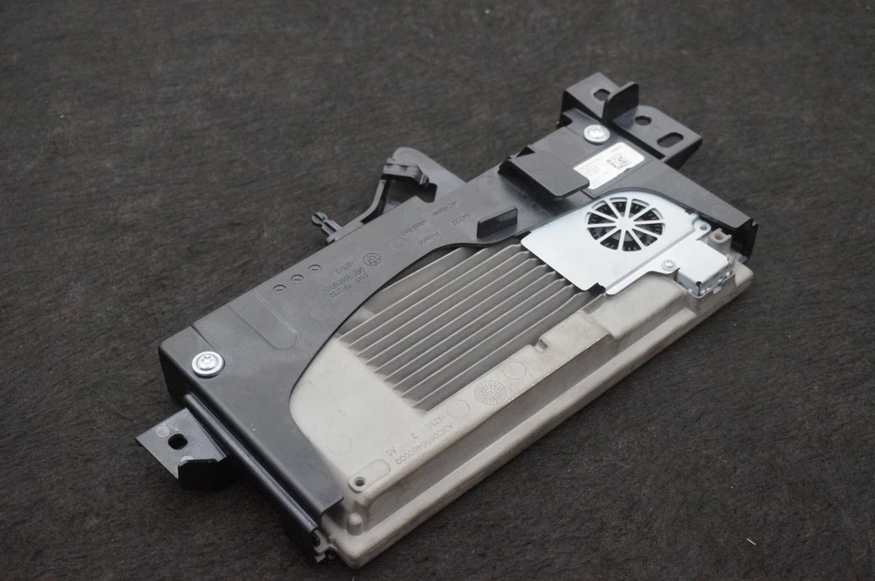 Módulo de control de cuadro de instrumentos delantero 62105B3D901 BMW 760I xDrive G70 2023-24 Foto 2 de 4