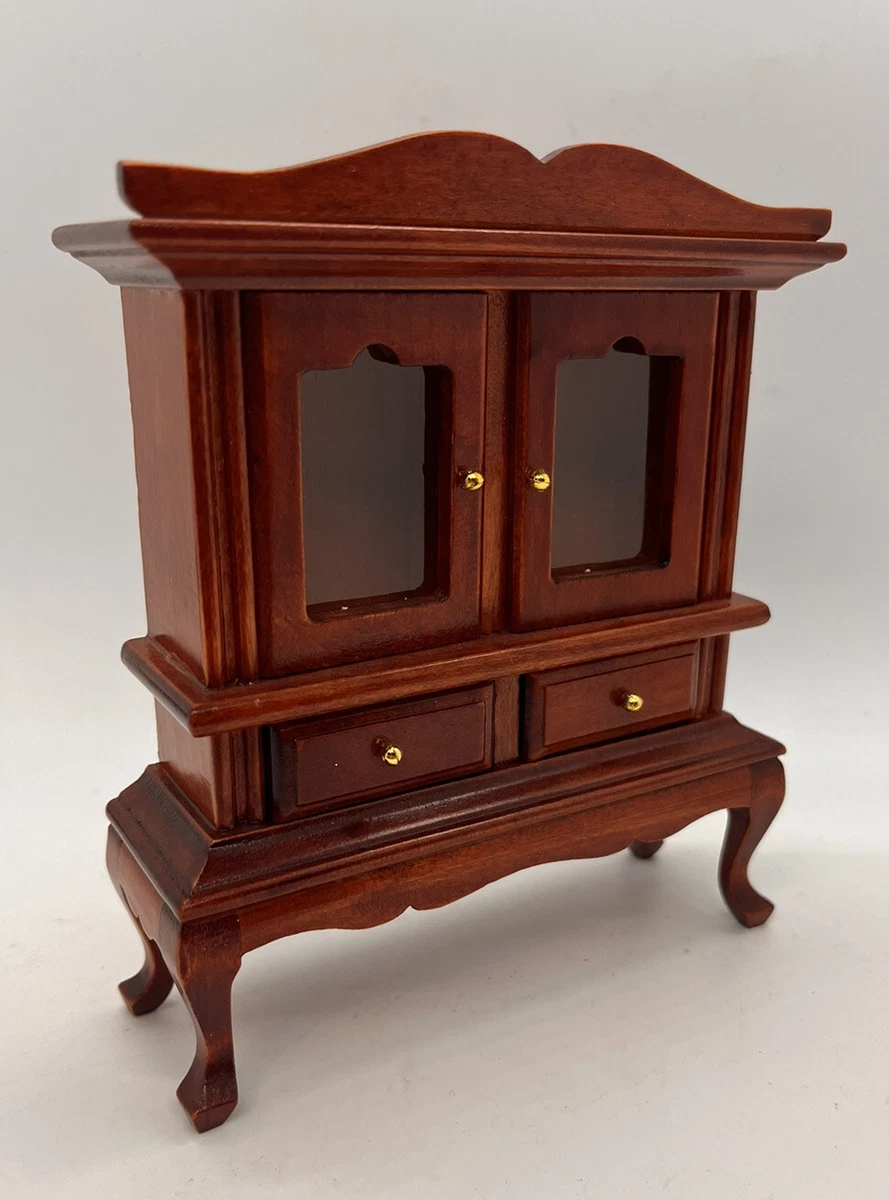 dolls house Display Cabinet Queen Anne Style. 1 12th Scale f