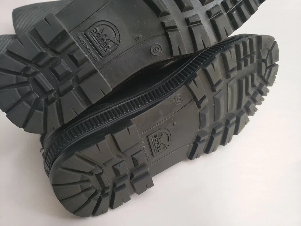 Botas de nieve de invierno Sorel negras/blancas a cuadros hasta la rodilla con forros para mujer talla 9 Foto 4 de 4