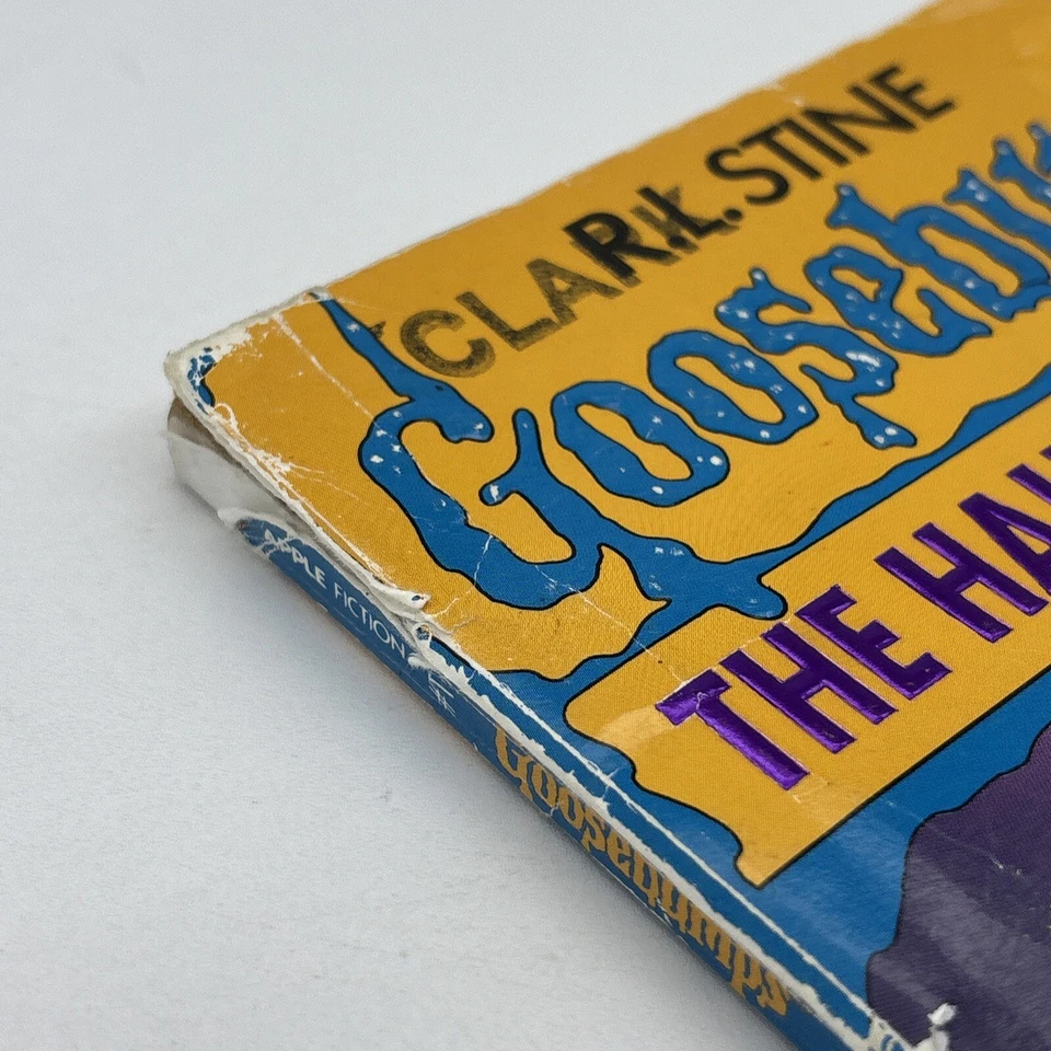 Goosebumps #11 The Haunted Mask By R. L. Stine 1st Edition 5th Print Poor Cond - Image 4 of 4