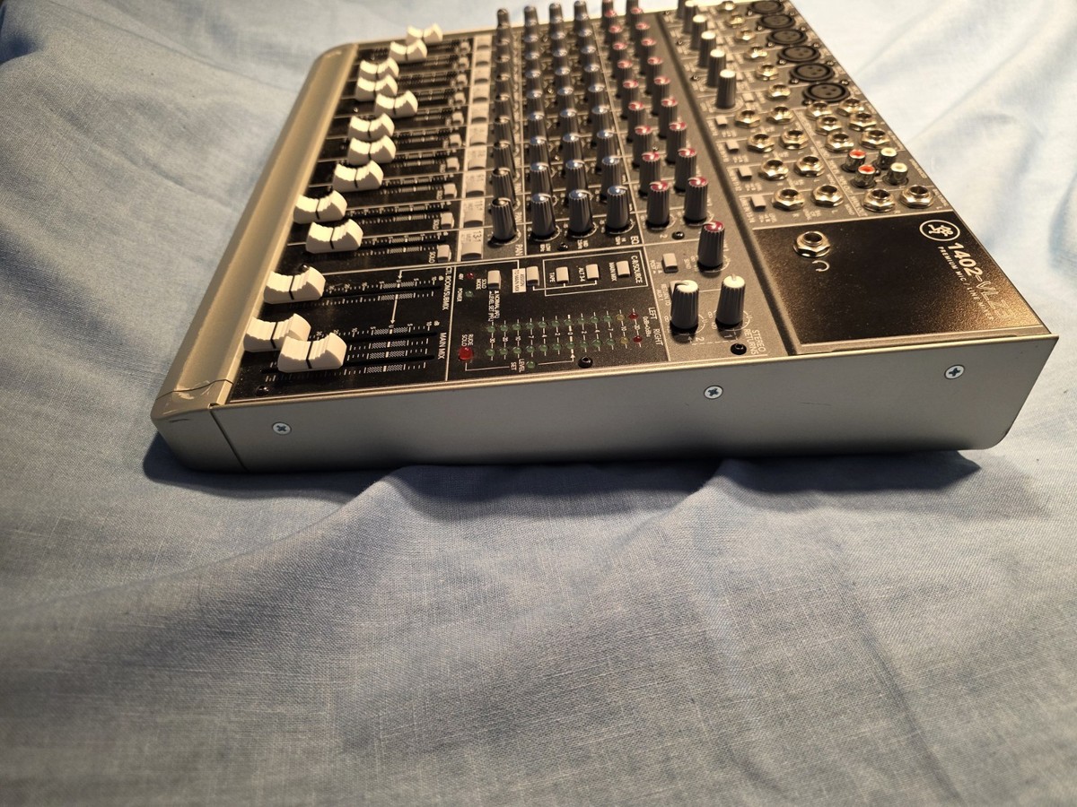 Mackie 1402-VLZ3 14-Channel Premium Mic / Line Compact Mixer | eBay