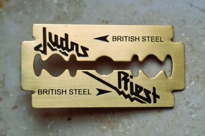 PIN / BADGE / ANSTECKER - JUDAS PRIEST - BRITISH STEEL -- HEAVY METAL