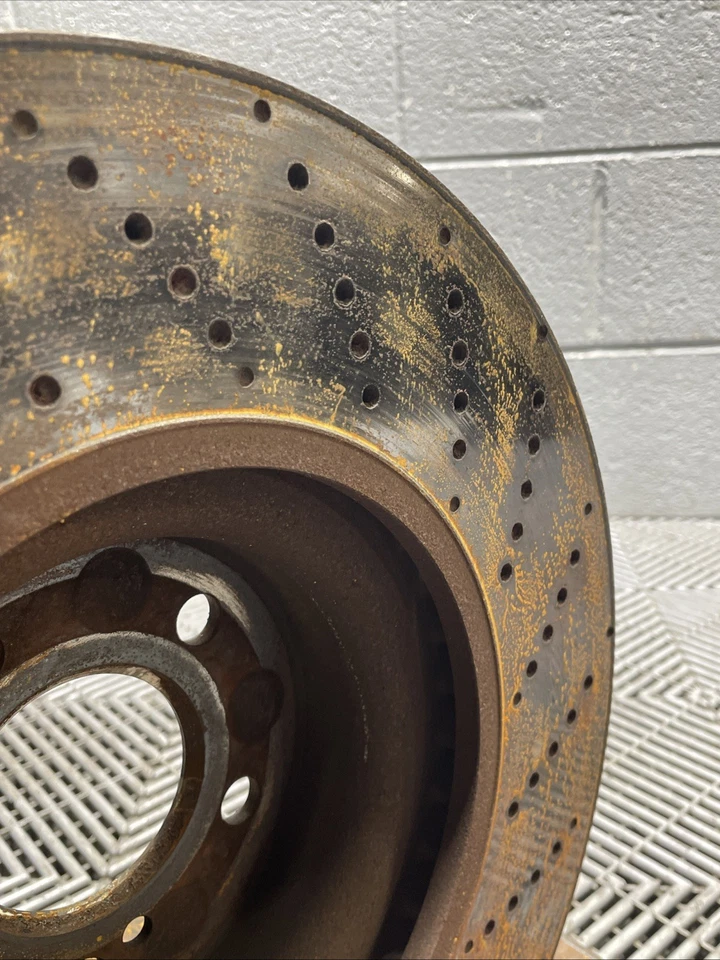 2005-2023 Mercedes C63 AMG Front Left Right Brake Disc Rotor Set OEM - Image 4 of 4