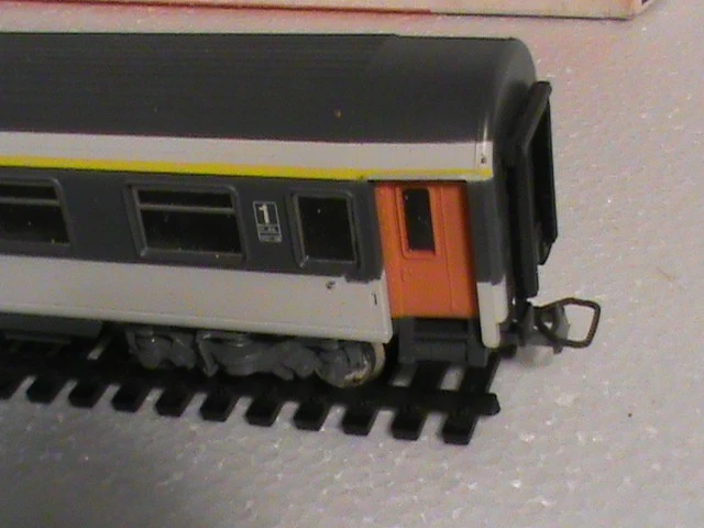 voiture voyageurs HO JOUEF /CORAIL MIXTE 1CL 2 CL SANS INTERIEURS/OCC - Photo 4/4