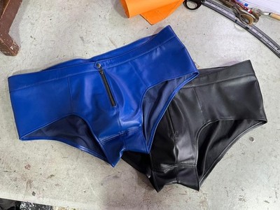 Ein Paar 2 Herren Slips Blau & Schwarz | Echt Lammfell Leder Unterwäsche 34 /