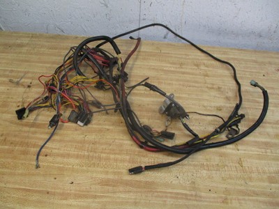 TAILLIGHT Wiring Harness DEERE 316 318 322 330 332 420 430 Late Style TAILLIGHT Wiring Harness DEERE 316 318 322 330 332 420 430 Late Style