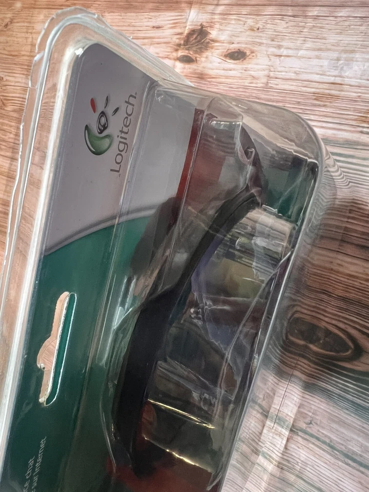 Logitech Adjustable Clear Chat Stereo PC Headset W/ Rotating Microphone - Image 2 of 4