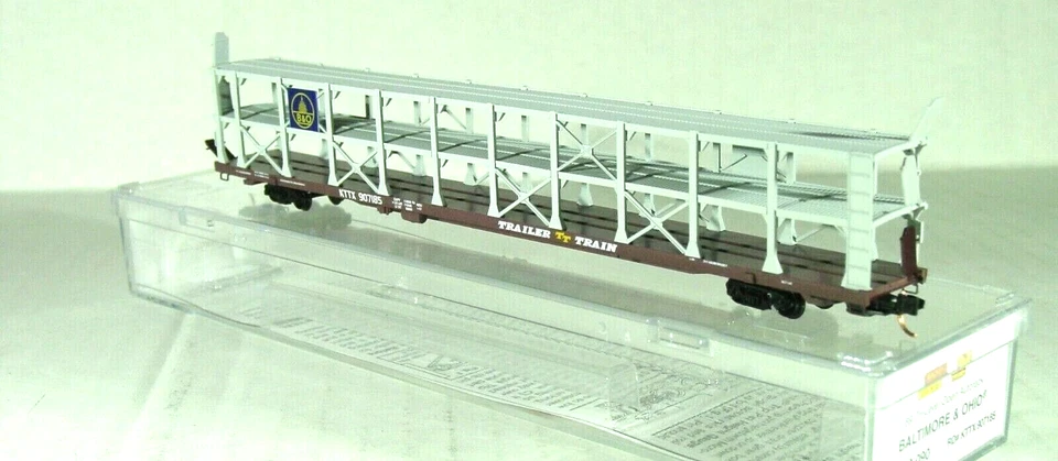 MICRO-TRAINS LINE N SCALE 89' TRI-LEVEL OPEN AUTORACK BALTIMORE & OHIO 11200090 - Image 2 of 3