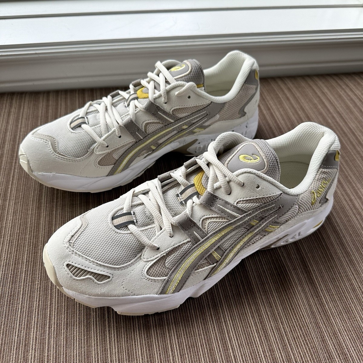 Size ASICS Gel Kayano OG Birch