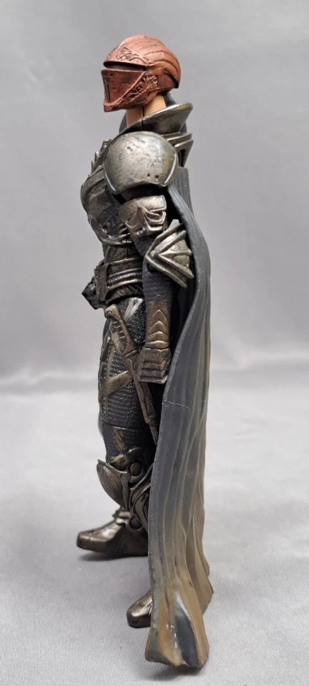 Figura de acción (cuerpo) Superman Man of Steel Movie Masters Faora - casco de cazador Foto 4 de 4