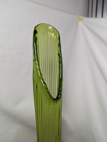 LE Smith 17” Green Avocado Floor Swung Vase Ribbed MCM Mid Century Vintage Rare - Picture 7 of 7