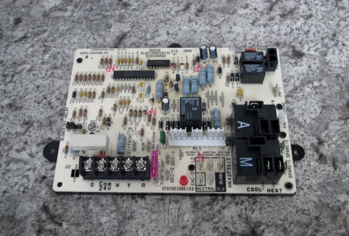 Carrier HK42FZ013 CEPL130438-01 Furnace Control Circuit Board Used Free Shipping