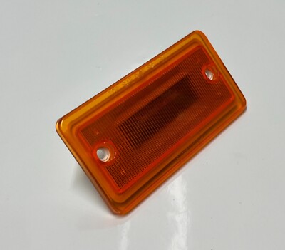 22-51942-000 Freightliner Aux Turn Sig/Mark Cab Marker OEM - New