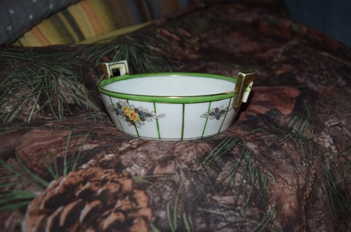 Plato colador de bañera de mantequilla de porcelana pintada a mano con bola pintada a mano nipona de colección - Imagen 2 de 5