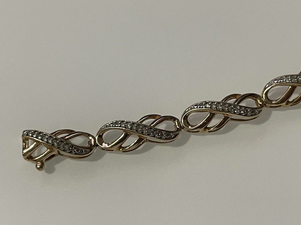 Brazalete de eslabones de moda con acento de diamantes redondos GND de oro amarillo de 10kt 1/3 Ctw 6,2 gr Foto 4 de 4