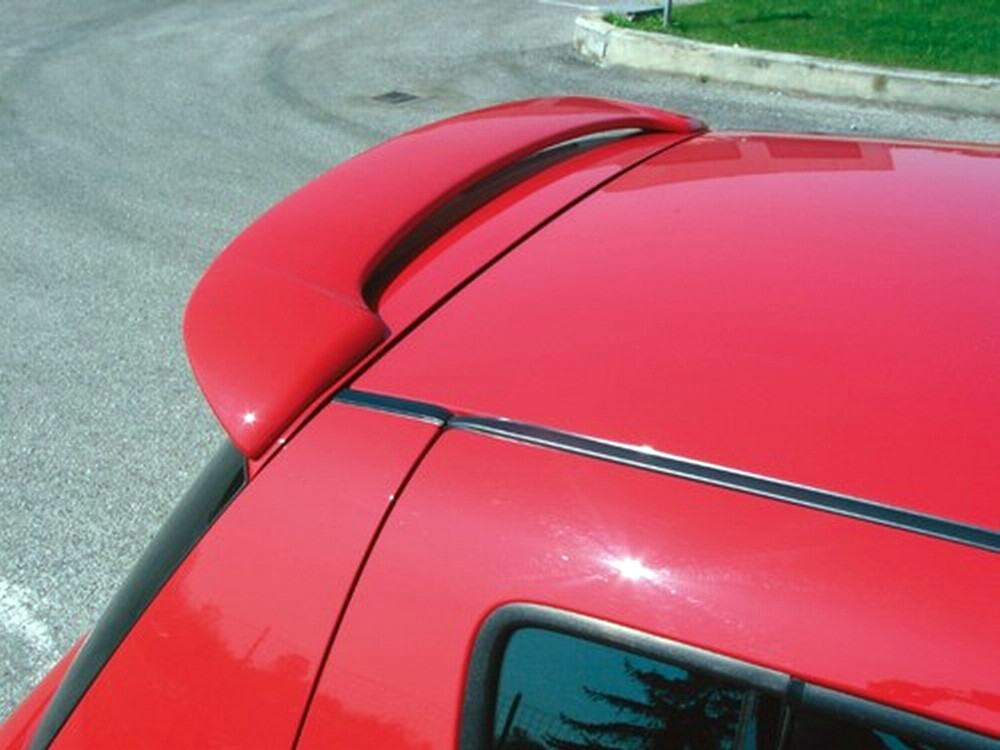 Spoiler de coffre Suzuki Swift II 04-10 finition premium en composite haute densité