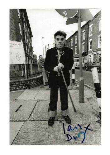 Ian Dury 1 A4 Picture Poster reproduction autograph with choice of frame - Picture 1 of 4
