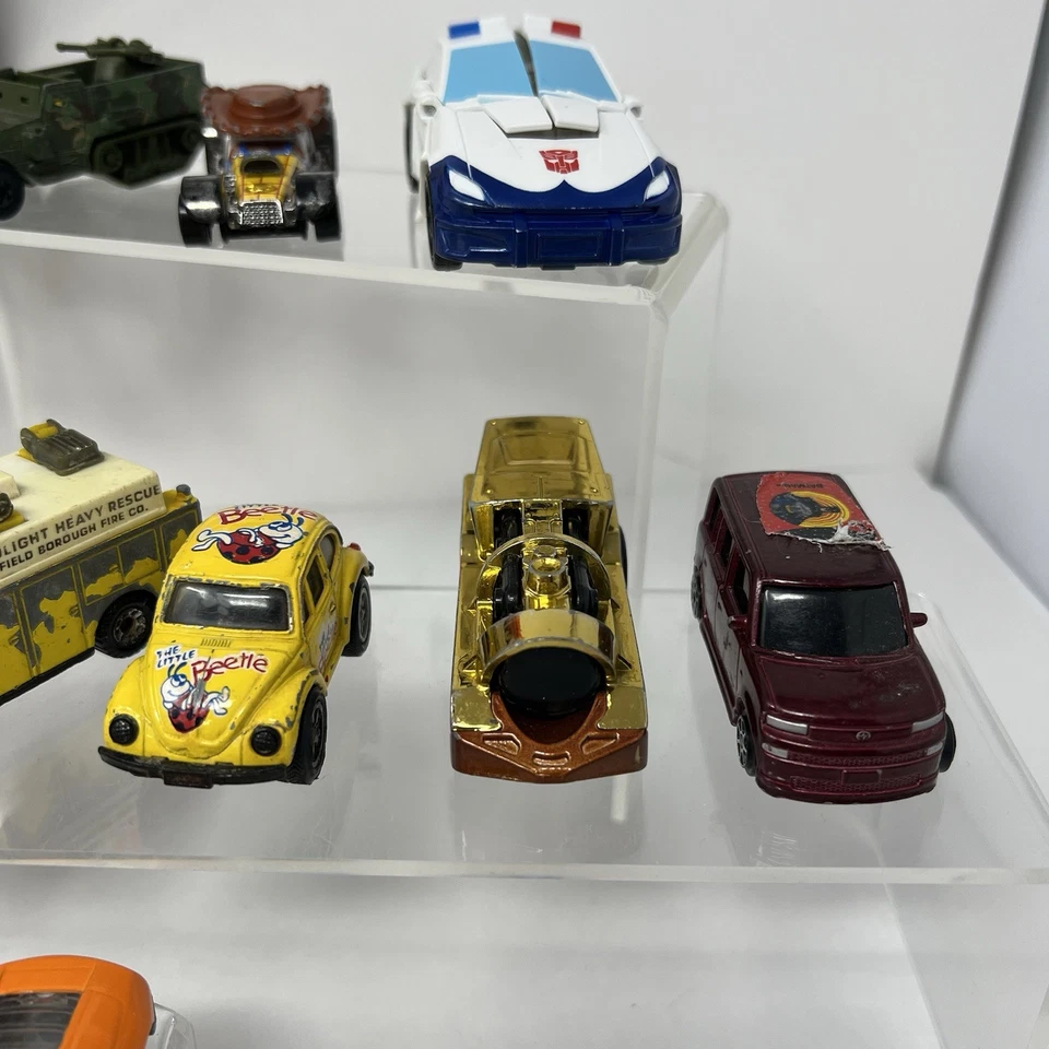 Lote de vehículos Matchbox & Die Cast Cars Hot Wheels Foto 3 de 4