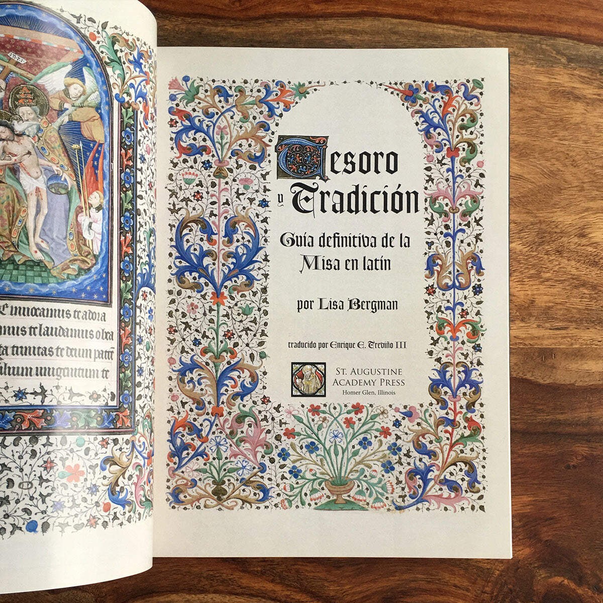 Tesoro y Tradición: Guía definitiva de la Misa en latín, Lisa Bergman - Español
