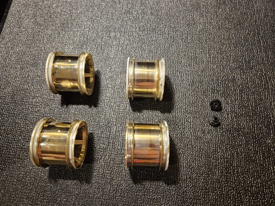 HPI GOLD 2.2 5 STAR TRUCK WHEEL SET FRONT AN REAR HEX AN BEARING ADAPTERS INCLUD - Image 4 of 4