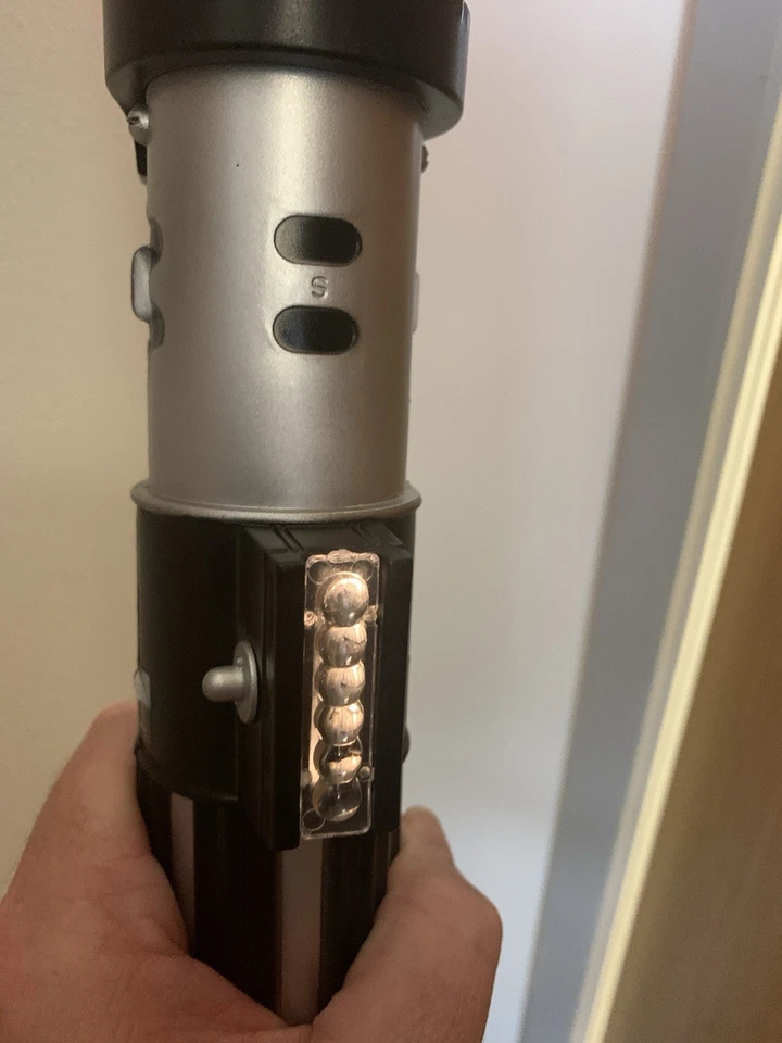 Star Wars Darth Vader Light-up Lightsaber 2005 Rubie’s Working Inc Batteries - Image 3 of 4