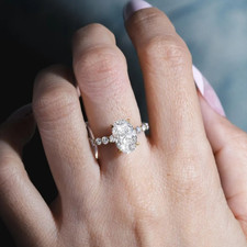 2 Carat IGI Certified Lab Grown Oval Diamond Toi et Moi 14K Gold Engagement Ring