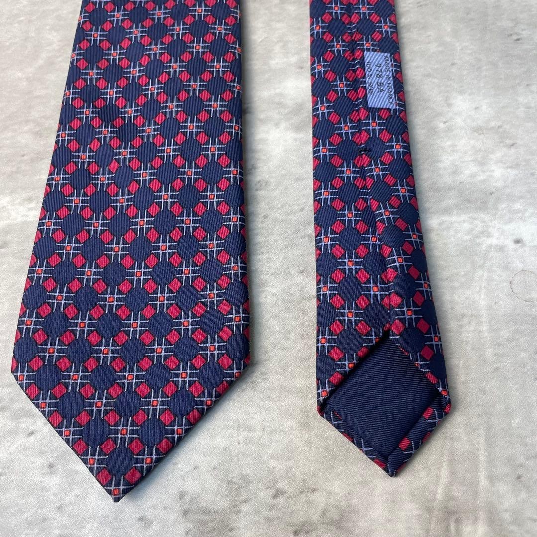 Excellent condition HERMES square dot pattern che… - image 2